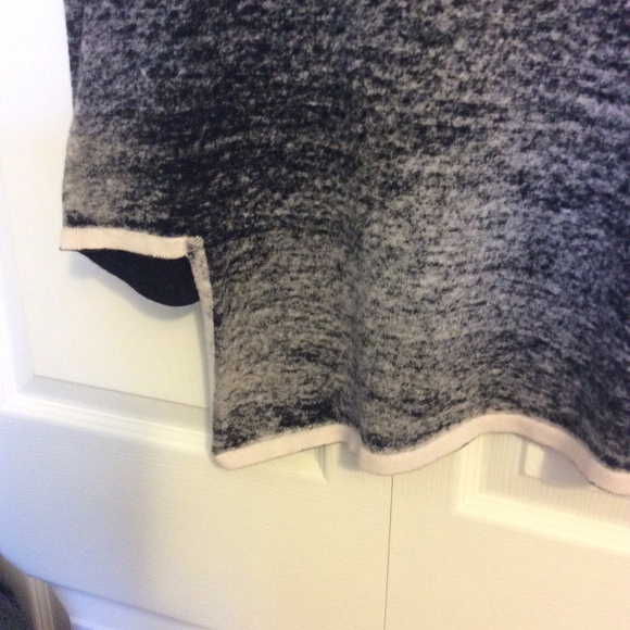 Women sweater - Picture 3 of 9